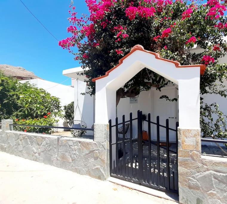 Annika'S Summer Dream Livadia  Buitenkant foto